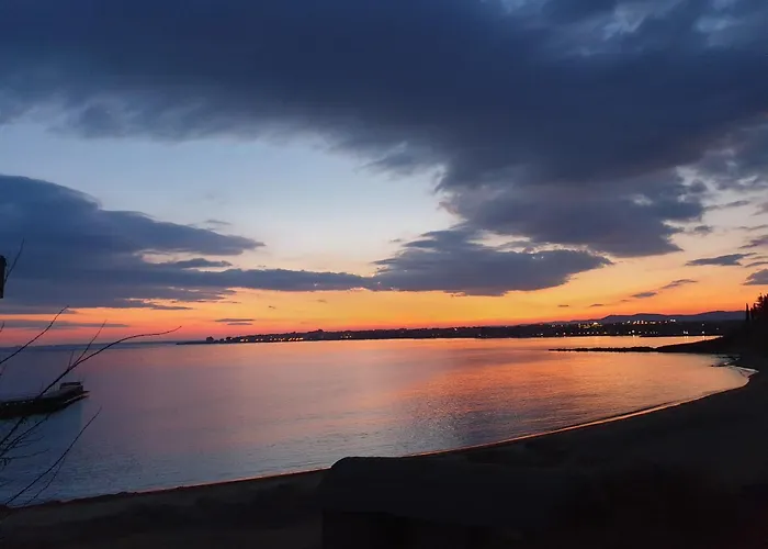 The White 7 * Nesebar