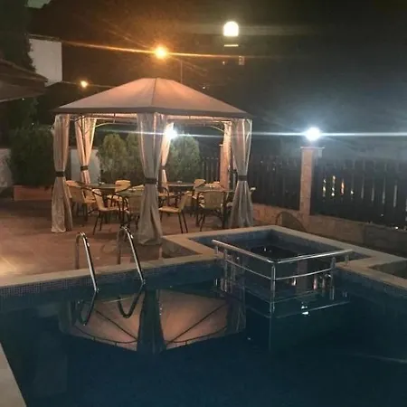 The White 7 Vakantiehuis *