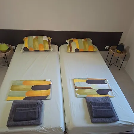 Holiday home The White 7 *