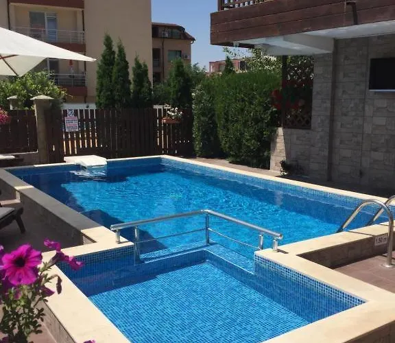 Ferienhaus The White 7 *