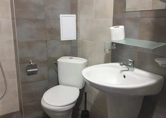 The White 7 Несебър